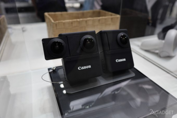 Компактная камера для записи VR-видео (3 фото)