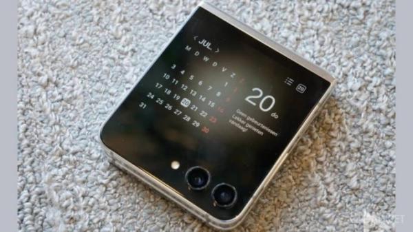 Samsung Galaxy Z Flip5 показали на инсайдерских снимках (4 фото)