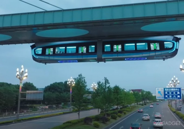 В Китае запустили первую подвесную монорельсовую дорогу (видео)