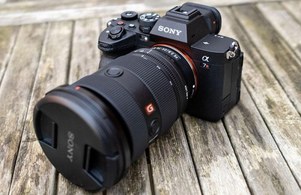 Обзор Sony a7R V: полнокадровой камеры для потрясающих фотографий разрешением 60 Мп