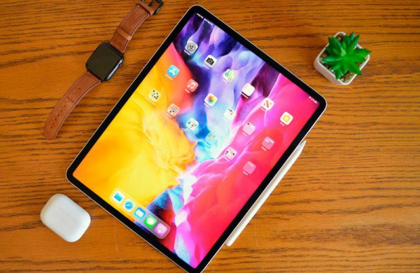 Обзор Apple iPad Pro 12,9 (2021): большой и самый мощный планшет обновлён