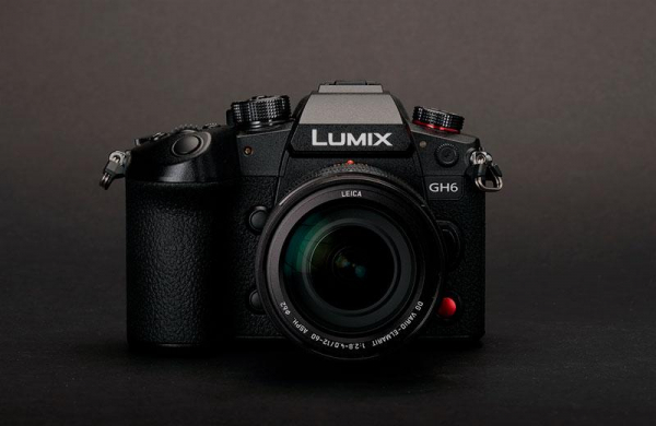 Обзор Panasonic GH6: лучшая беззеркальная камера для влога с оговорками