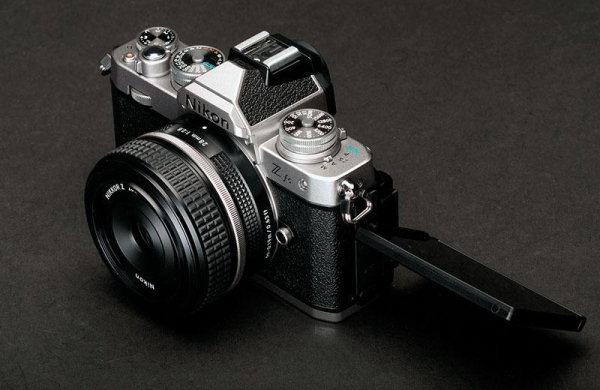 Обзор Nikon Z fc: камера APS-C с триумфальным дизайном и разумной ценой