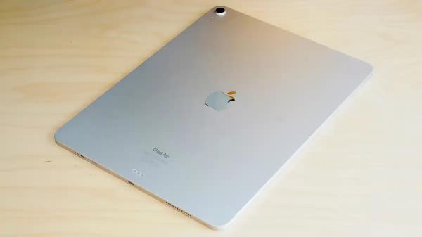 Обзор планшета iPad Air 6 (2024)