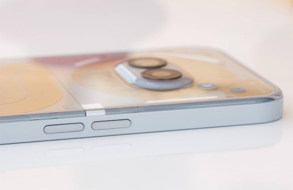 Обзор Nothing Phone (2a) Plus: смартфона с прозрачным корпусом и необычной подсветкой Обзор Nothing Phone (2a) Plus: смартфона с прозрачным корпусом и необычной подсветкой