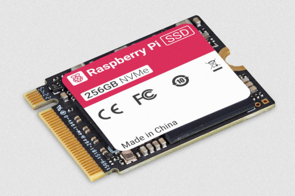 Raspberry Pi представила свои первые SSD Raspberry Pi представила свои первые SSD