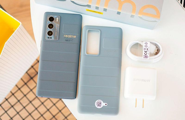 Обзор смартфона Realme GT Master Explorer Edition: красивый и производительный Обзор смартфона Realme GT Master Explorer Edition: красивый и производительный