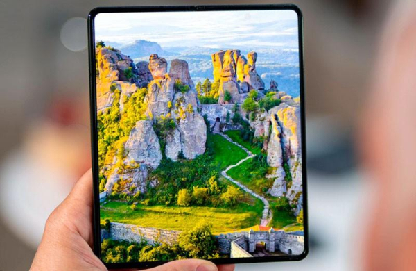 Обзор Samsung Galaxy Z Fold 4: флагманский смартфон и планшет в одном устройстве Обзор Samsung Galaxy Z Fold 4: флагманский смартфон и планшет в одном устройстве