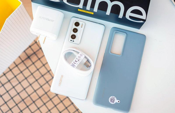 Обзор смартфона Realme GT Master Explorer Edition: красивый и производительный Обзор смартфона Realme GT Master Explorer Edition: красивый и производительный