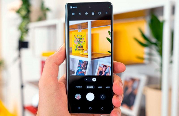 Обзор Samsung Galaxy Z Fold 4: флагманский смартфон и планшет в одном устройстве Обзор Samsung Galaxy Z Fold 4: флагманский смартфон и планшет в одном устройстве