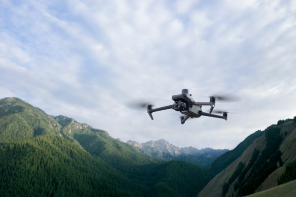 Американская таможня заблокировала импорт дронов DJI Американская таможня заблокировала импорт дронов DJI