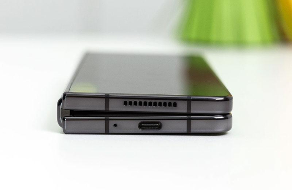 Обзор Samsung Galaxy Z Fold 4: флагманский смартфон и планшет в одном устройстве Обзор Samsung Galaxy Z Fold 4: флагманский смартфон и планшет в одном устройстве