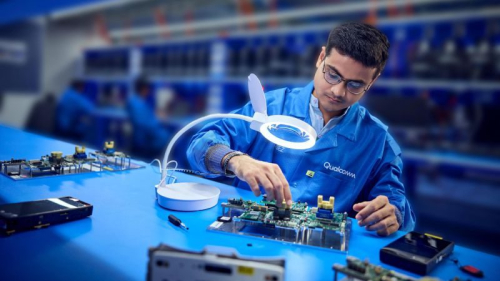 Выручка и прогноз Qualcomm превзошли ожидания инвесторов, акции подорожали на 10 % Выручка и прогноз Qualcomm превзошли ожидания инвесторов, акции подорожали на 10 %