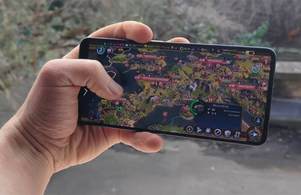 Обзор Xiaomi Poco X7 Pro 5G: смартфона с топовым процессором в стиле Железного Человека