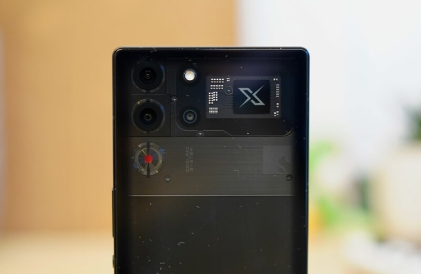 Обзор ZTE Nubia RedMagic 10 Pro: топового смартфона для геймеров по приемлемой цене Обзор ZTE Nubia RedMagic 10 Pro: топового смартфона для геймеров по приемлемой цене