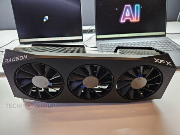 XFX показала гигантскую четырёхслотовую Radeon RX 9070 XT и версию Radeon RX 9070 поменьше 