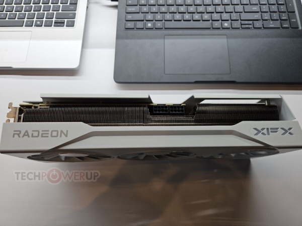 XFX показала гигантскую четырёхслотовую Radeon RX 9070 XT и версию Radeon RX 9070 поменьше 