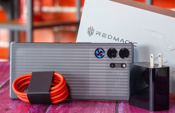 Обзор ZTE Nubia RedMagic 10 Pro: топового смартфона для геймеров по приемлемой цене Обзор ZTE Nubia RedMagic 10 Pro: топового смартфона для геймеров по приемлемой цене