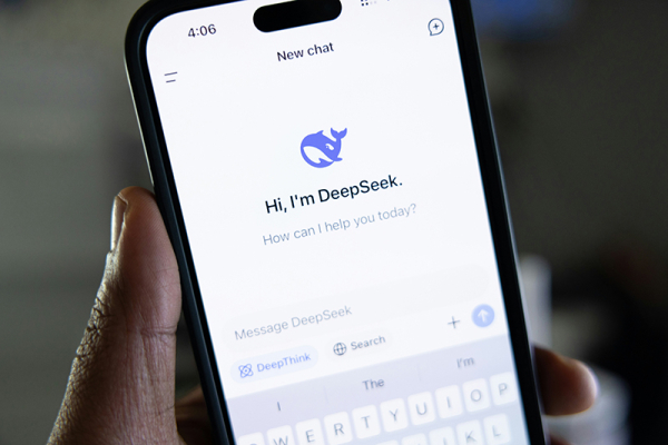 DeepSeek не справилась с популярностью &mdash; доступ к ИИ-моделям теперь ограничен 