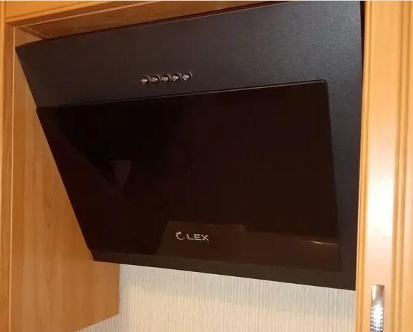 Лучшие наклонные вытяжки в 2025 году