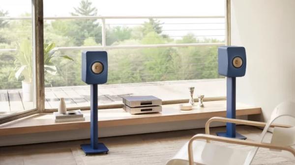 Лучшие колонки KEF 2025: бюджетные, премиальные, полочные и беспроводные системы