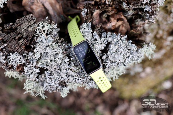 Фитнес-браслет HUAWEI Band 10: настоящий металл Фитнес-браслет HUAWEI Band 10: настоящий металл