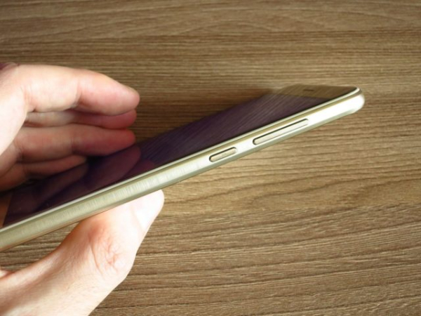 Что делать, если Xiaomi не включается и не заряжается