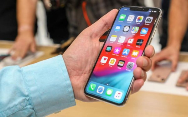 Хотите бесплатный iPhone? А пожалуйста — почему в Европе их раздают, а у нас нет? Хотите бесплатный iPhone? А пожалуйста — почему в Европе их раздают, а у нас нет?