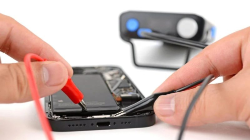 Apple разрешила пользователям ремонтировать iPhone 16e самостоятельно и начала продавать запчасти