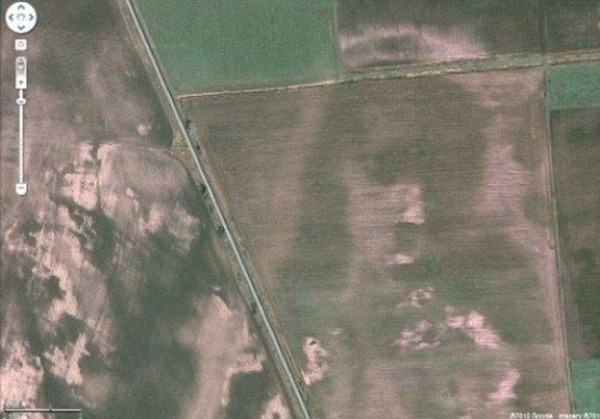 5 странных отчетливых лиц на Google Maps &mdash; кто и что хотел нам эти сказать?