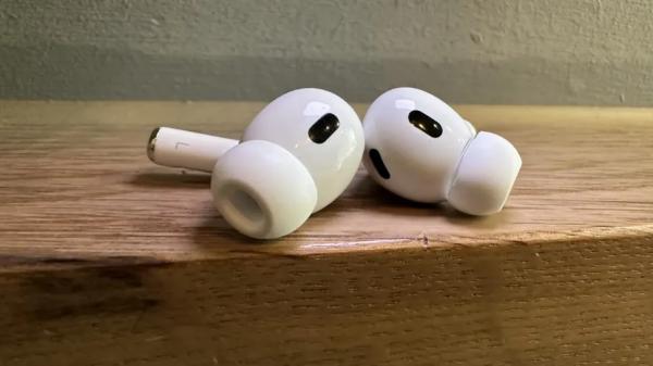 Beats Powerbeats Pro 2 против AirPods Pro 2: какие наушники лучше?