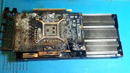 Блок питания без базовых защит привел к сгоранию GeForce RTX 4070