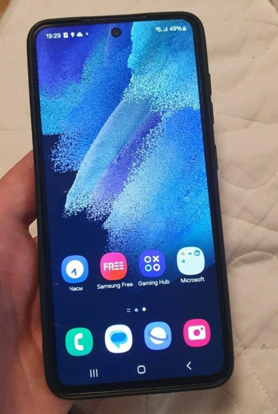 5 лучших смартфонов Samsung для пожилых родителей