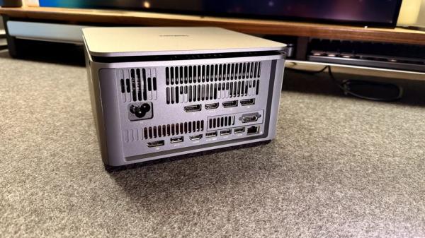 Lenovo ThinkCentre Neo Ultra: достойный ответ Mac Studio Lenovo ThinkCentre Neo Ultra: достойный ответ Mac Studio
