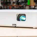 Лучшие портативные проекторы для дома и поездок Лучшие портативные проекторы для дома и поездок