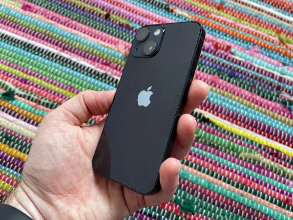 Лучший iPhone в 2025 году: топ-10 телефонов Apple Лучший iPhone в 2025 году: топ-10 телефонов Apple