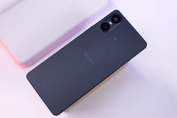 Лучший смартфон для музыки и фильмов 2025 года