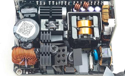 Обзор блока питания Lian Li SFX SP850 Обзор блока питания Lian Li SFX SP850
