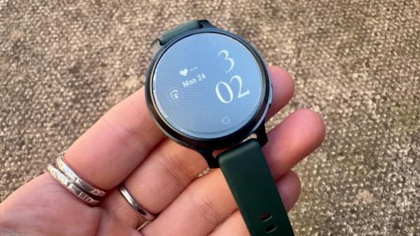 Обзор Garmin Lily 2 Active: изящные умные часы для занятий фитнесом