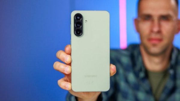 Обзор Samsung Galaxy A56 5G: достойный смартфон среднего класса