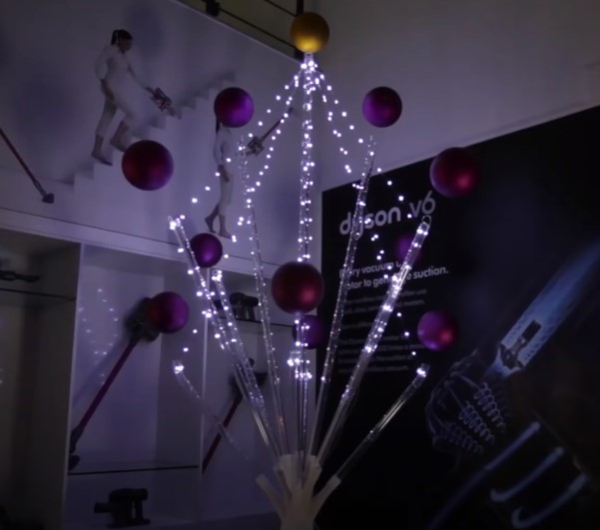 Будущее наступило! 7 самых высокотехнологичных елок в мире