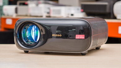 Лучшие проекторы до 50 000 рублей: ярко и доступно