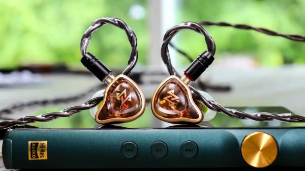 NF Acous NA20: обзор музыкальных наушников за 9,4 тыс. руб.