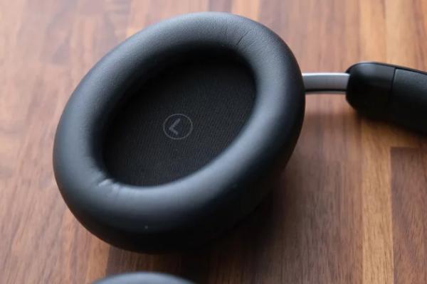 Обзор AKG N9 Hybrid &mdash; наушники с встроенным адаптером