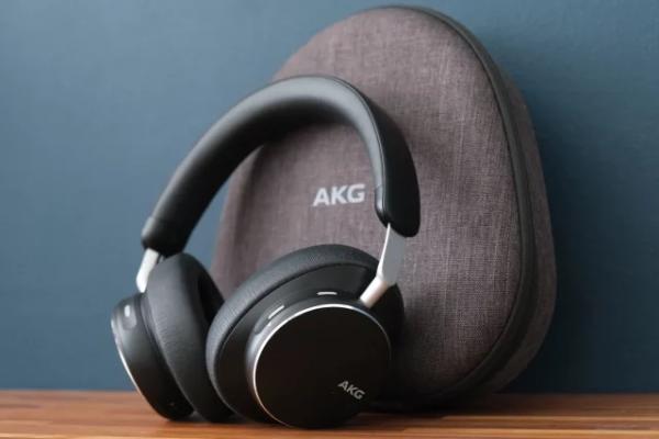 Обзор AKG N9 Hybrid — наушники с встроенным адаптером