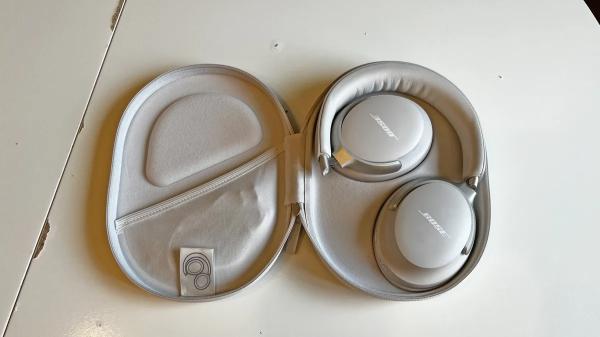 Sony WH-1000XM6 против Bose QuietComfort Ultra: обзор-сравнение Sony WH-1000XM6 против Bose QuietComfort Ultra: обзор-сравнение