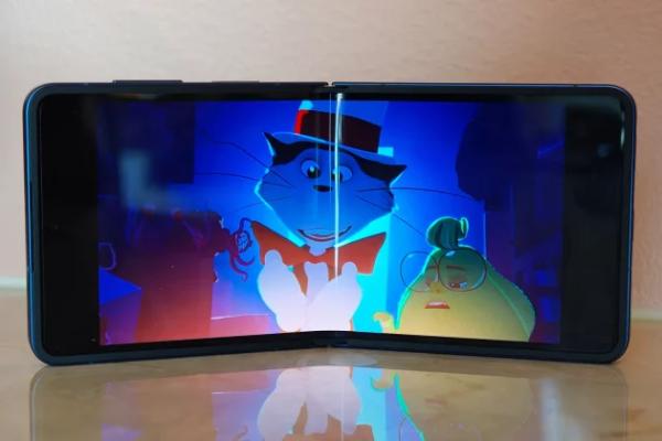 Обзор Galaxy Z Flip 7: две вещи мешают ему стать совершенством Обзор Galaxy Z Flip 7: две вещи мешают ему стать совершенством