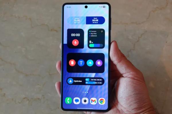 Обзор Galaxy Z Flip 7: две вещи мешают ему стать совершенством Обзор Galaxy Z Flip 7: две вещи мешают ему стать совершенством