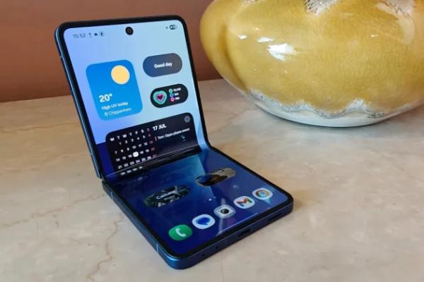 Обзор Galaxy Z Flip 7: две вещи мешают ему стать совершенством Обзор Galaxy Z Flip 7: две вещи мешают ему стать совершенством
