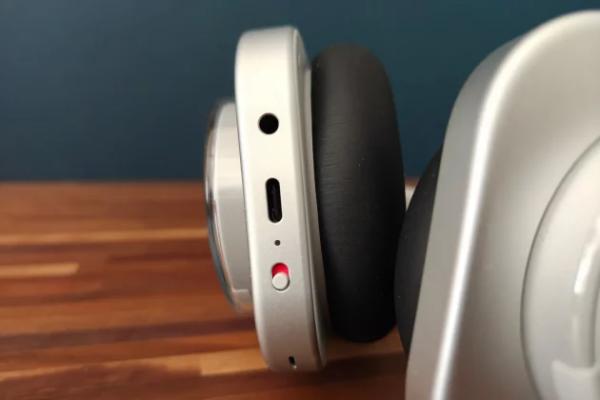 Обзор Nothing Headphone (1): смелый дизайн и другие достоинства